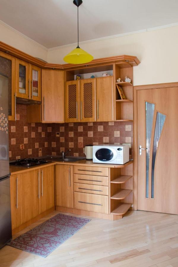 Svobody Avenue Apartment Lviv Dış mekan fotoğraf