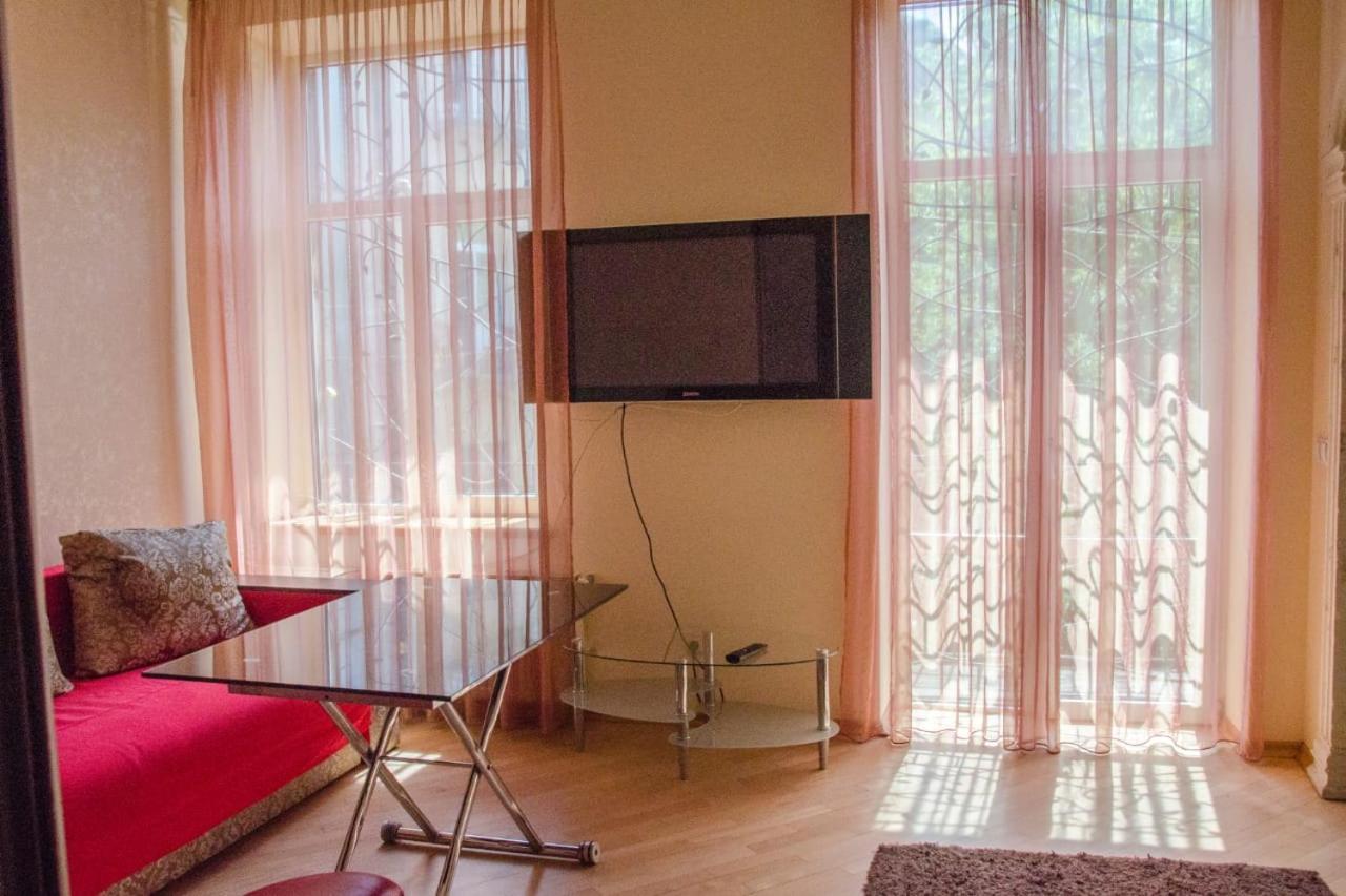 Svobody Avenue Apartment Lviv Dış mekan fotoğraf